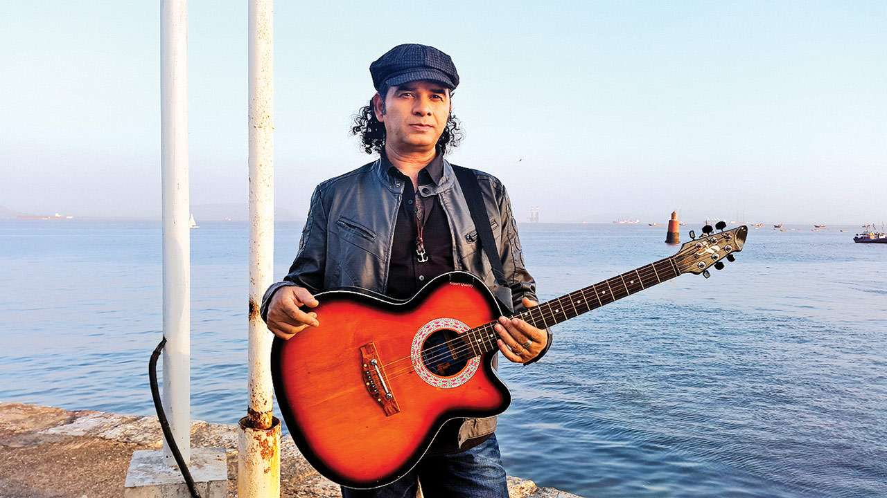 Mohit chauhan live