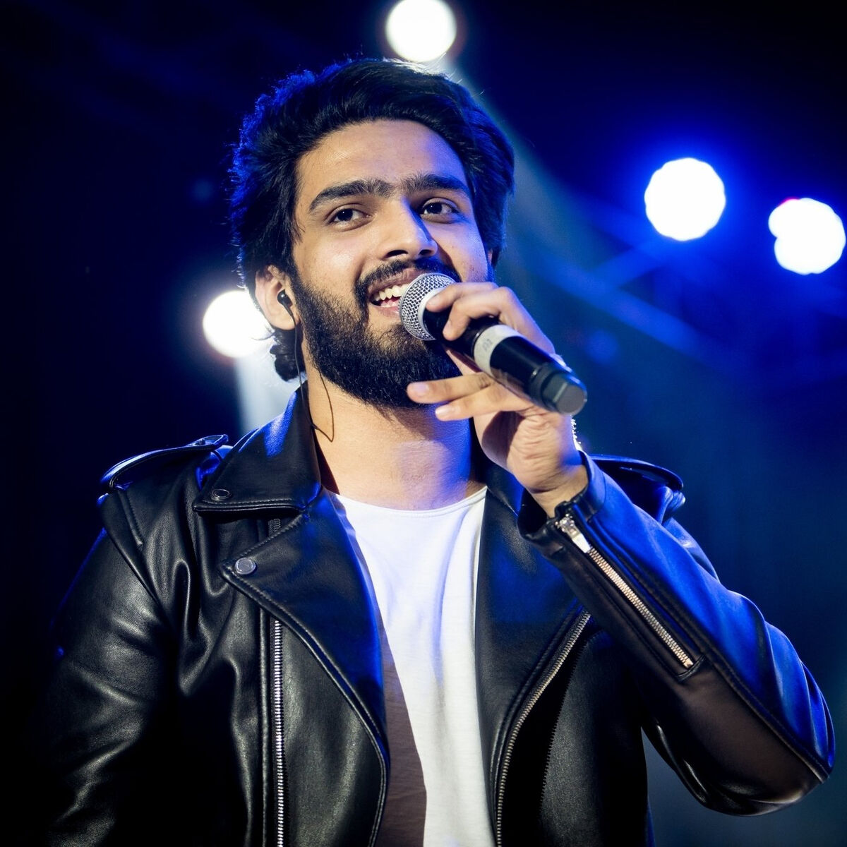 Book Amaal Mallik Now to Infuse Charm in Corporate Events